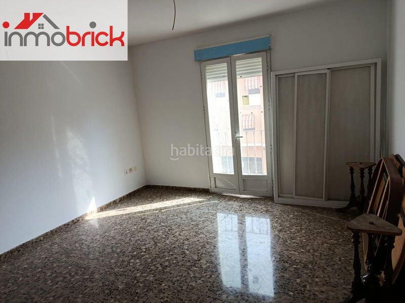 Foto b2d281ca-4785-44aa-94d0-99ca659d7d52. Pis amb aparcament a Poleares Lucena