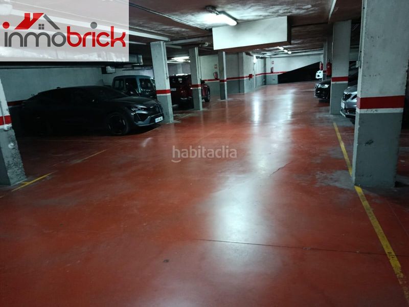 Foto f7ae2d0b-5631-434e-8aa1-af5be1e52a7a. Pis amb aparcament a Poleares Lucena