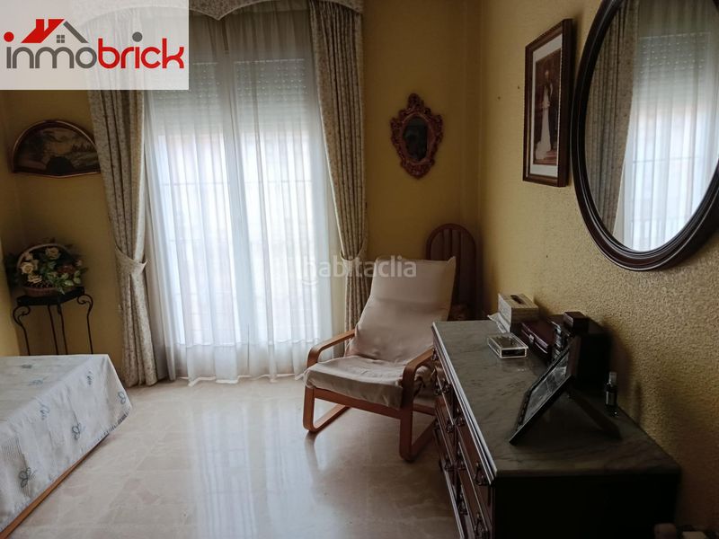 Foto 2ab4e3af-a809-4ae1-8e61-f6c2e94b227d. Casa amb aparcament a El Valle Lucena