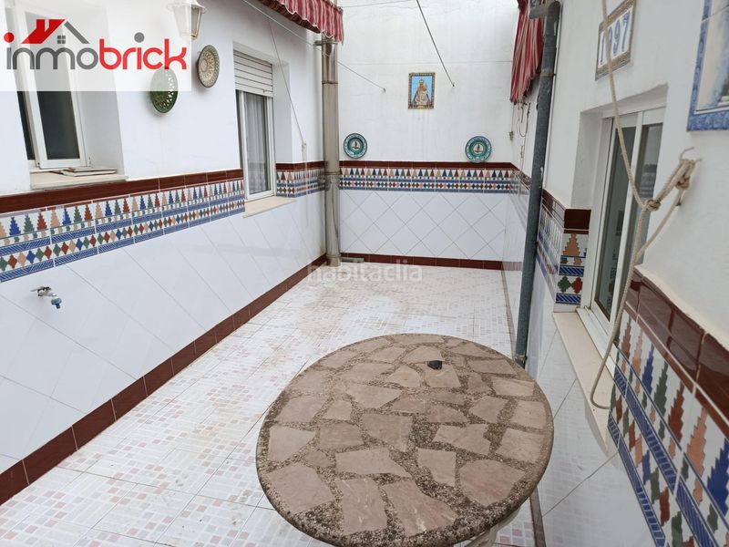 Foto dd65fce9-2a83-4757-9516-9041c1796ce0. Casa amb aparcament a El Valle Lucena