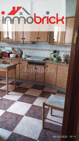 Foto 5e062eb1-fce1-41d8-9faf-1af042d88c41. Casa amb aparcament a Rute