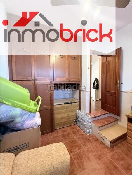 Foto b60c9b7f-3d1a-4e5a-955f-aedb05323ce4. Casa amb aparcament a Hoya del Molino Lucena