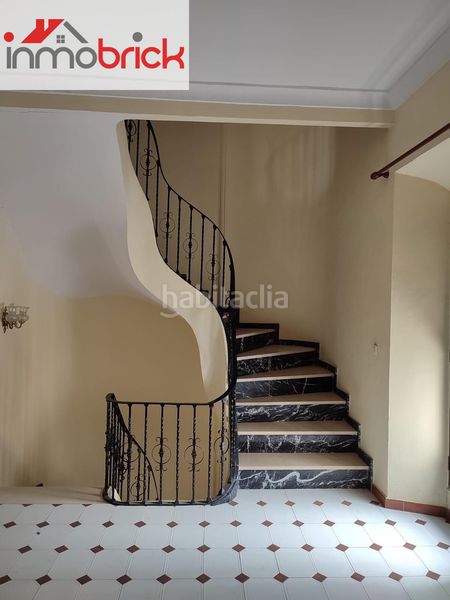 Foto 748f7697-62db-40c6-94f1-d3eb56cb292c. Casa a Centro Lucena
