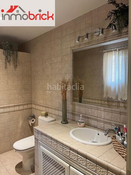Foto 50da6a3d-8be2-4cd1-ac55-14d00b984850. Casa amb aparcament a El Valle Lucena