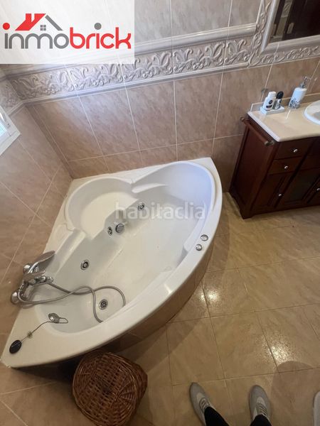 Foto 088e63fb-aca7-447e-8e70-92e84904a95d. Casa amb calefacció aparcament piscina a El Valle Lucena