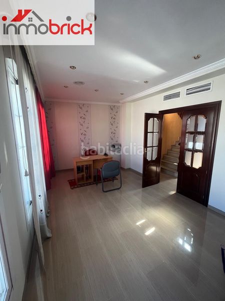 Foto adff3eb5-c401-4940-8265-7732f11b7ce7. Casa amb calefacció aparcament piscina a El Valle Lucena