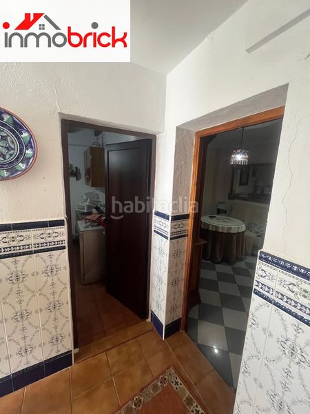 Foto c8fe6c56-736b-4d87-b451-20d8e49ffa23. Casa amb aparcament a Rute