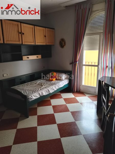 Foto 9a230343-7a65-4b9a-8ee6-33483a222d8d. Casa amb aparcament a El Carmen - La Barrera Lucena