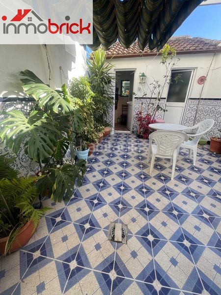 Foto 0e423acd-527a-4fd8-bb71-df7e23a94c28. Casa adossada a Rute