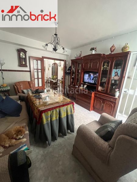 Foto e6a168f4-adcd-4579-8b7e-64ebc7820bd5. Casa adossada a Rute