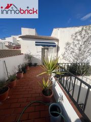Maison jumelée à Rute. Casa en venta en rute