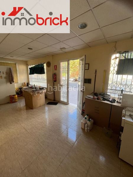 Foto f81caf38-080a-4b22-bec4-028ae3aab832. Local comercial a El Valle Lucena