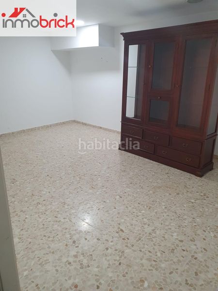 Foto 3d56379d-c963-4475-852c-336531d89400. Local comercial a Centro Lucena