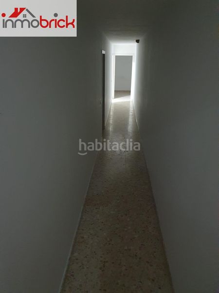 Foto 4314baf9-0e14-470c-96a9-5927ee14cf4f. Local comercial a Centro Lucena