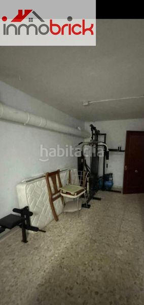 Foto 4446900c-bab3-4a32-ae72-c3aced6df833. Local comercial a Centro Lucena