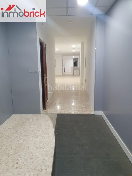 Foto ccc54216-cf6a-4311-b904-ec7175d3cdc1. Local comercial a Centro Lucena