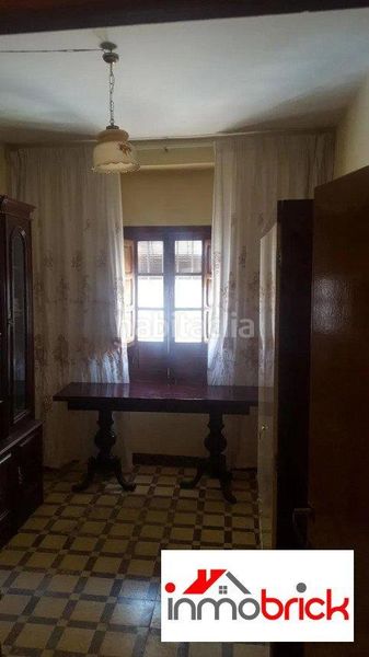 Foto d8ddf112-b6a6-4b73-919f-2ac232b9c4e1. Casa amb aparcament a Rute