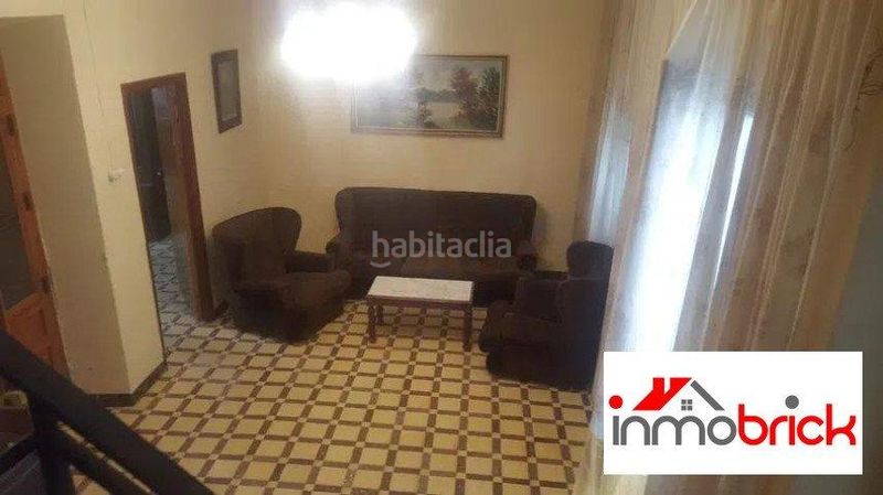 Foto f26e9eda-f069-43ac-8801-4c3e78698871. Casa amb aparcament a Rute