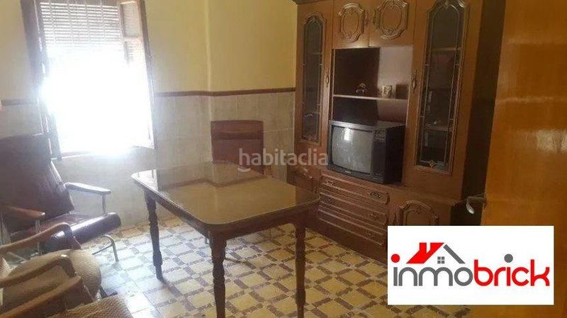 Foto fed732d5-d984-41bf-8bea-181a19145474. Casa amb aparcament a Rute