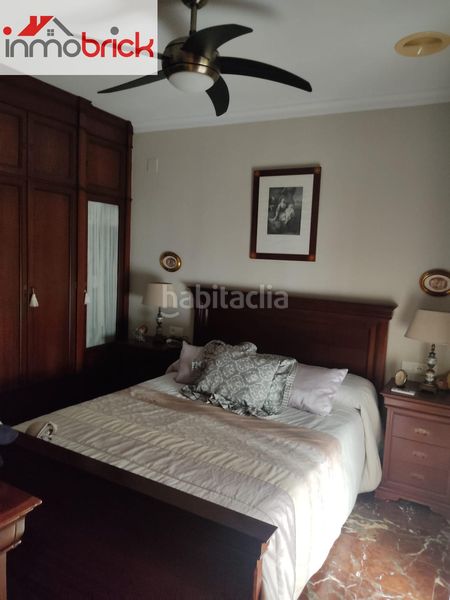 Foto 286f791e-bbe7-4f5e-8cd4-842339661cba. Casa amb aparcament a El Valle Lucena