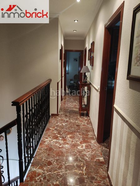 Foto c9f39994-76f9-4eb6-bc28-93393216dda3. Casa amb aparcament a El Valle Lucena