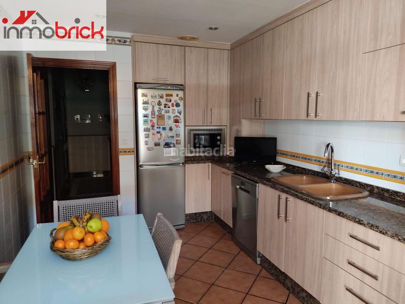 Foto d82934e6-de6a-4193-8ef6-19b9c4c8affb. Casa amb aparcament a El Valle Lucena
