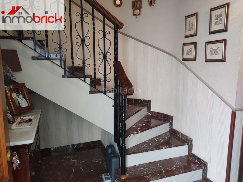 Foto ee6a7148-3485-43ae-83d5-2653f2e92c69. Casa amb aparcament a El Valle Lucena