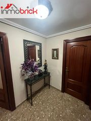 Piso en El Valle. Piso en venta en lucena