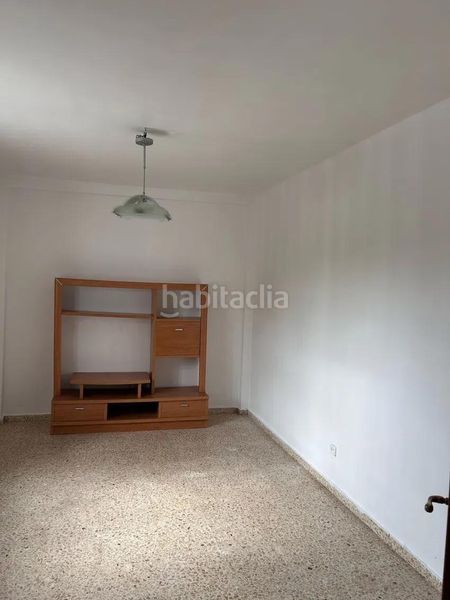Foto 2868ffc3-6dab-4e79-b254-80362ca70cda. Casa amb aparcament a jardín Lucena Lucena