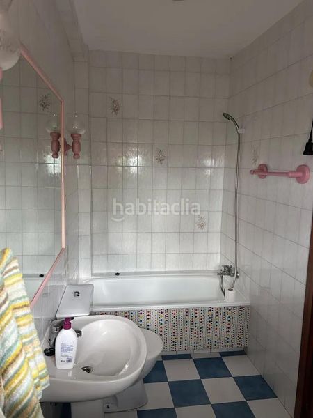 Foto ccb1120c-91eb-482e-83c4-f8af507ce0cc. Casa amb aparcament a jardín Lucena Lucena