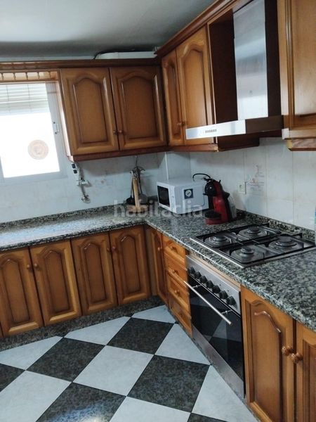 Foto 2db3d956-34c3-41a2-9384-4134e1598a06. Casa a Centro Lucena