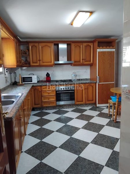Foto 3be2ca8d-3e9c-493e-b643-668b5a998621. Casa a Centro Lucena