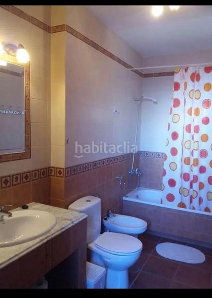 Foto a98ca862-858a-4998-94f4-c92e36476339. Casa amb piscina a Navas del Selpillar Lucena