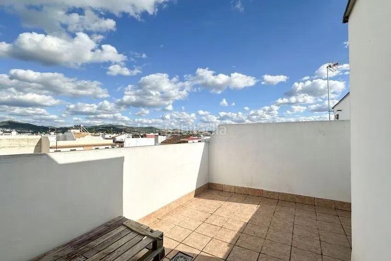 Foto 3492a71f-c571-4b0f-9631-c9d08a3fb9a8. Casa a Puente Genil