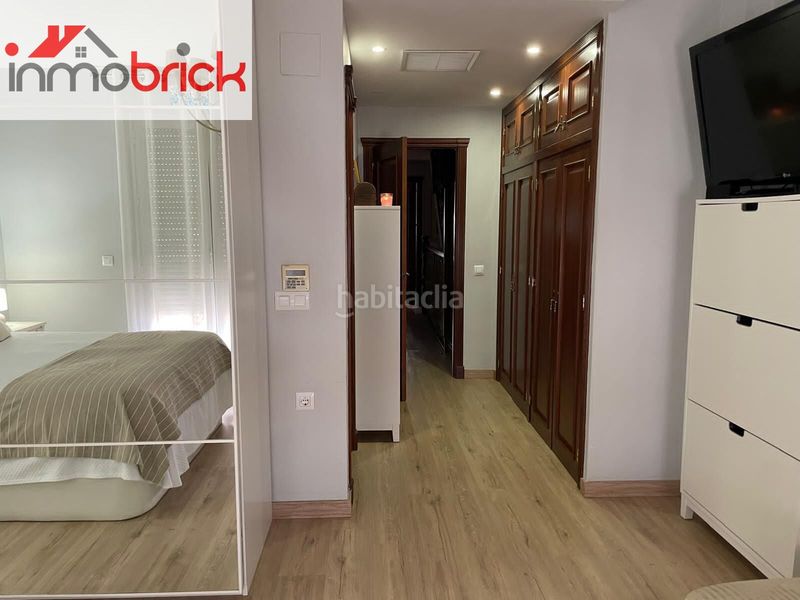 Foto c1157ece-8d57-4f8c-94b9-a8d75e325a29. Casa amb aparcament a El Valle Lucena