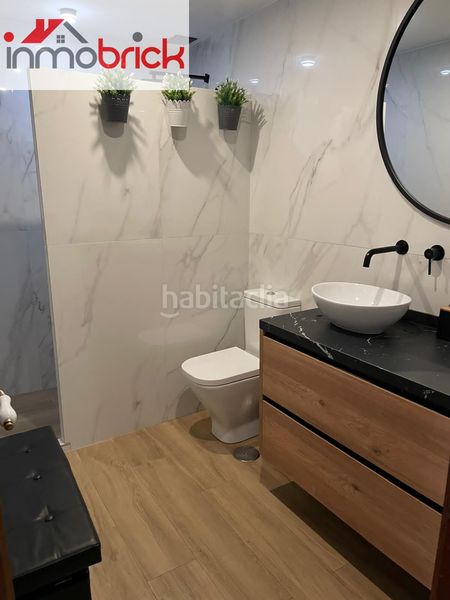 Foto e87f2a47-b8bd-416c-a1cd-08679ddb33d4. Casa amb aparcament a El Valle Lucena