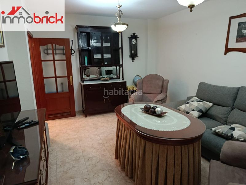 Foto 73aeddac-2654-4c92-838c-665badab4fee. Planta baixa a Centro Lucena