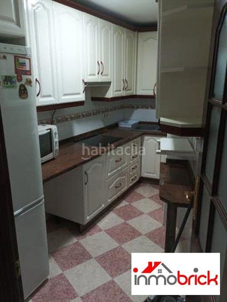 Foto f3761fa4-3f7d-4425-b2df-da0d568c5855. Pis a Centro Lucena