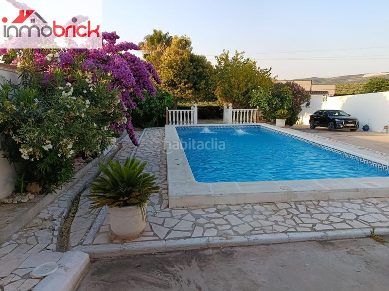Foto b7adb2bb-dfe0-4471-adc4-547625018a12. Xalet amb piscina a Las Vegas - Campoaras Lucena