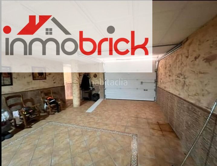 Foto 72aad0e3-5bd9-4b28-b75b-663737a729ff. Casa amb aparcament a jardín Lucena Lucena