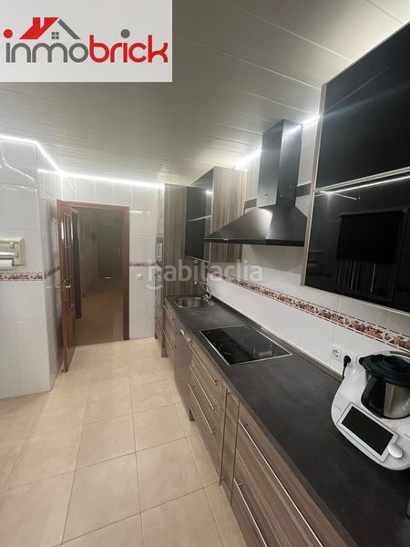 Foto 3b35113d-82ee-4219-8b5b-b484da14e059. Casa amb aparcament a El Valle Lucena