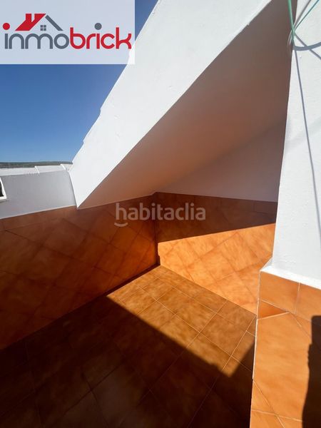 Foto ae442a23-0703-4bbf-b23c-e0fad2a4571b. Casa amb aparcament a El Valle Lucena