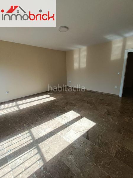 Foto 29586135-8a87-4bc3-9f24-32f5bb06753e. Piso  en venta en Rute