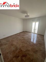 Pis a Rute. Se vende piso en rute