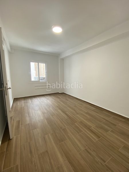 Foto ccff81e8-776a-48f0-a122-62db172aa381. Pis a calle eugenio gross 34 a Los Castillejos - La Trinidad Málaga