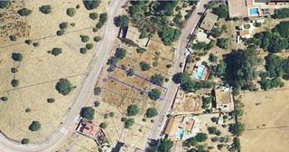 Terreny residencial  Calle chaparrera. Suelo urbano consolidado en encinares de alcolea