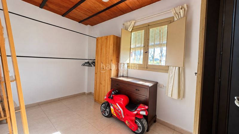 Foto c2ca2ef4-e44f-4724-b474-55a3d49594cc. Terreny residencial a calle largo caballero 118 a Almería