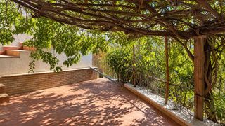 Casa a Calle Largo Caballero 118