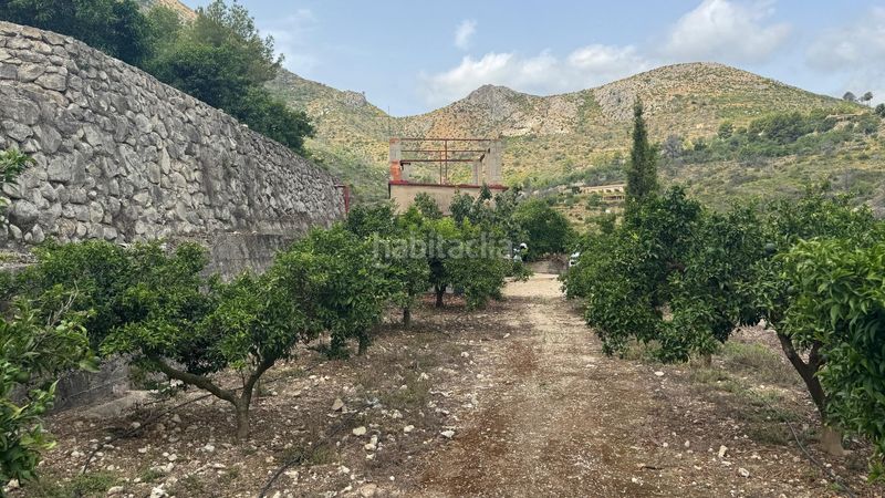 Foto b258d764-9528-4581-b323-e5bb2f231841. Terreny residencial a Atzúbia (L´)