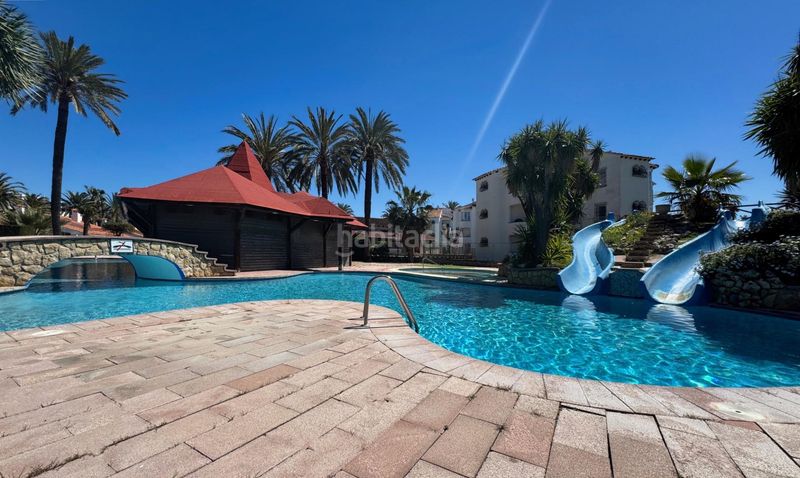 Foto 4ff06154-2046-4983-8d30-c9b399cd0285. Casa adossada amb calefacció aparcament piscina a Dénia